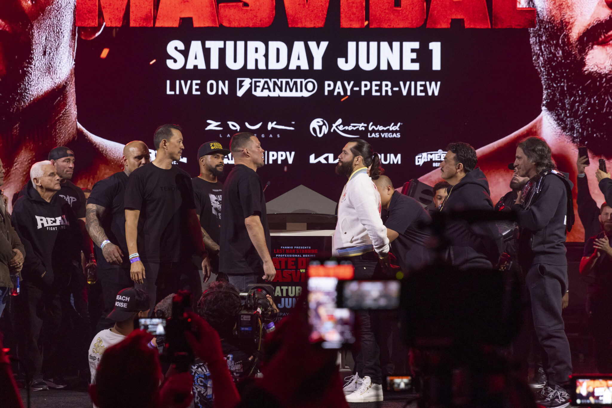 Nate Diaz vs Jorge Masvidal Face Off