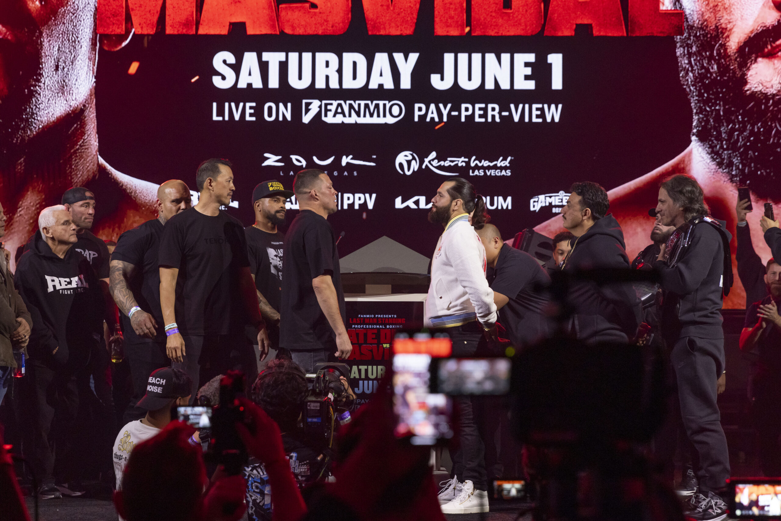 Nate Diaz vs Jorge Masvidal Face Off